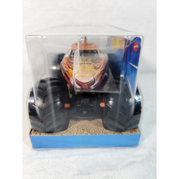 Hot Wheels Tiger Shark Monster Trucks Oversized 1:24 Scale - Picture 4 of 8